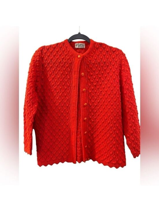 Cuddle Knit Wintuk Sweaters - Vintage 60s Cuddle Knit Wintuk Women’s Red Orlon Acrylic Knit Cardigan Medium